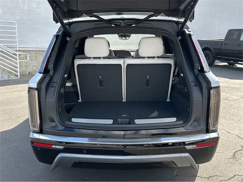 New 2026 Cadillac Vistiq Luxury image 31