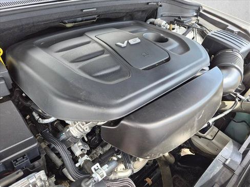 Used 2018 Jeep Grand Cherokee Limited AWD/4WD image 23