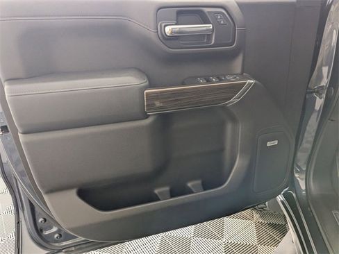 Used 2019 Chevrolet Silverado 1500 RST w/ All-Star Edition image 10