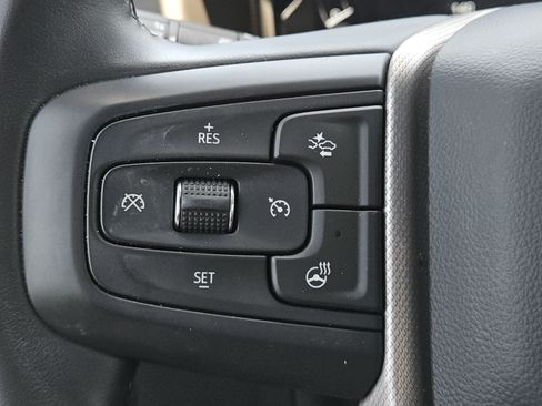 Used 2024 GMC Yukon XL Denali RWD image 21