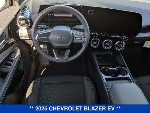 New 2025 Chevrolet Blazer EV LT w/ Midnight/Sport Edition AWD/4WD image 27