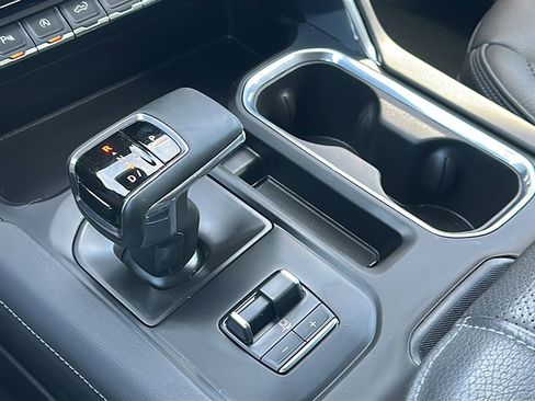 Used 2024 GMC Sierra 1500 Denali w/ Denali Reserve Package image 35