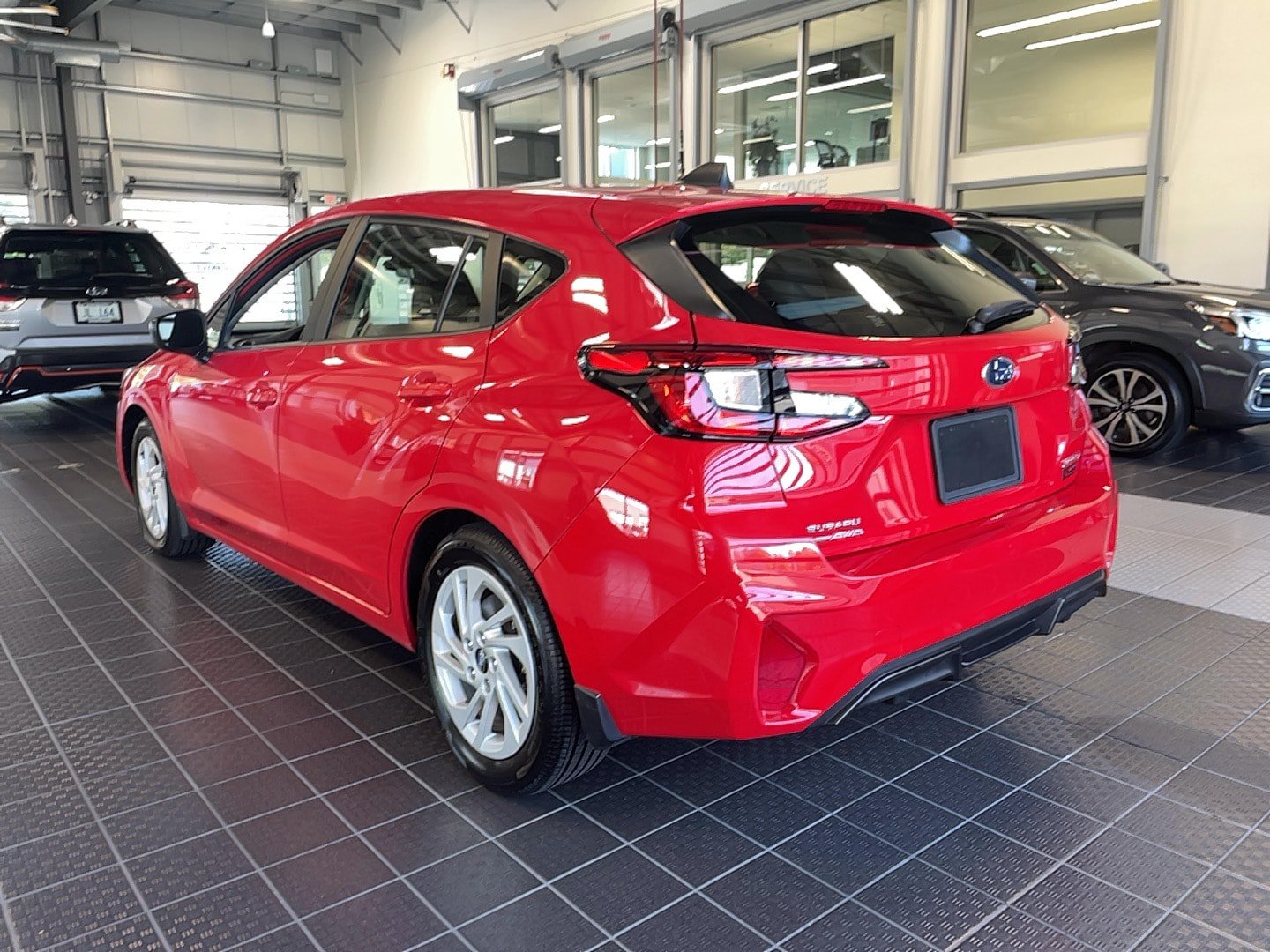 Used 2025 Subaru Impreza 2.0i AWD/4WD image 11
