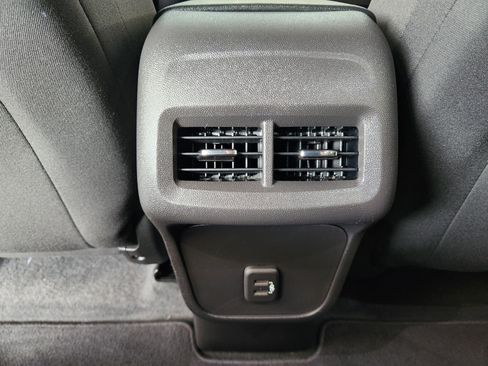 Certified 2024 Chevrolet Equinox LT AWD/4WD image 33