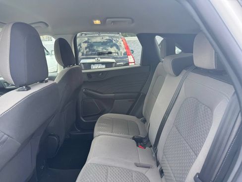 Used 2022 Ford Escape SE AWD/4WD image 16