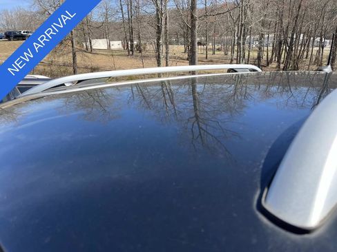 Used 2019 Jeep Cherokee Latitude w/ Popular Appearance Group image 9