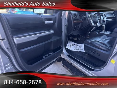 Used 2015 Toyota Tundra Limited w/ Limited Premium Package image 26