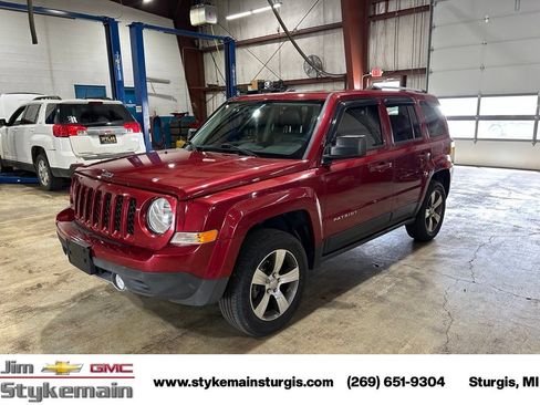 Used 2016 Jeep Patriot High Altitude AWD/4WD image 10
