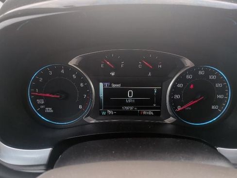 Used 2019 Chevrolet Traverse LT FWD image 27