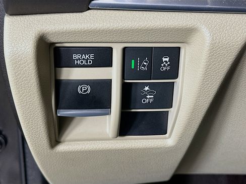 Used 2017 Acura MDX SH-AWD w/ Technology Package image 17