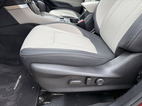 Certified 2023 Subaru Forester Premium AWD/4WD image 29