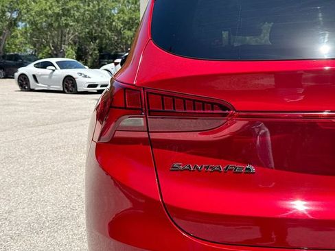 Used 2022 Hyundai Santa Fe Calligraphy FWD image 10