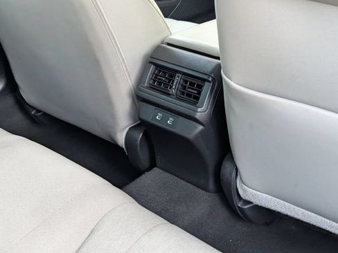 Used 2025 Honda Accord SE image 31