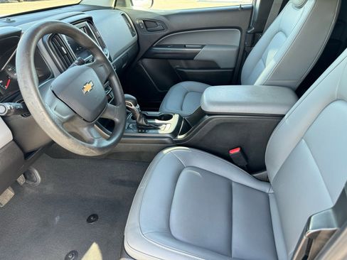 Used 2022 Chevrolet Colorado W/T image 15