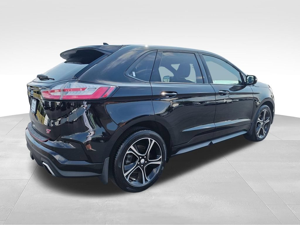 Used 2020 Ford Edge ST w/ Cold Weather Package AWD/4WD image 5