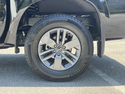 New 2026 Nissan Frontier SV w/ All-Weather Content Package AWD/4WD image 27
