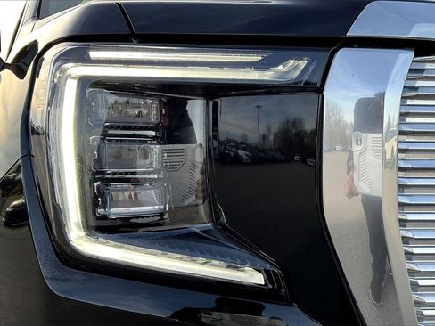 Used 2021 GMC Yukon Denali image 31