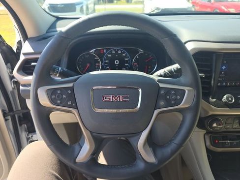 Used 2023 GMC Acadia Denali AWD/4WD image 16
