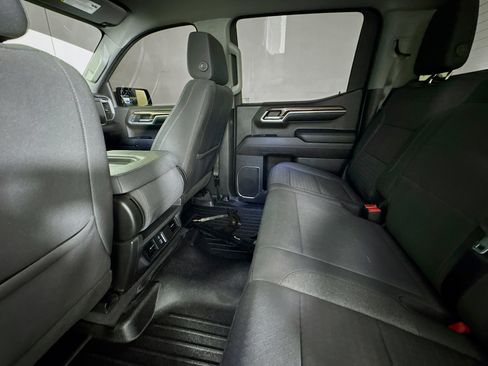 Used 2022 Chevrolet Silverado 1500 LT RWD image 22