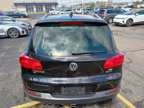 Used 2016 Volkswagen Tiguan SE image 4