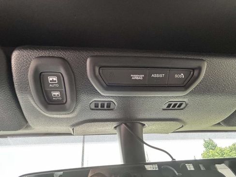 Used 2023 Jeep Wrangler Unlimited w/ Sun & Screen Package AWD/4WD image 35