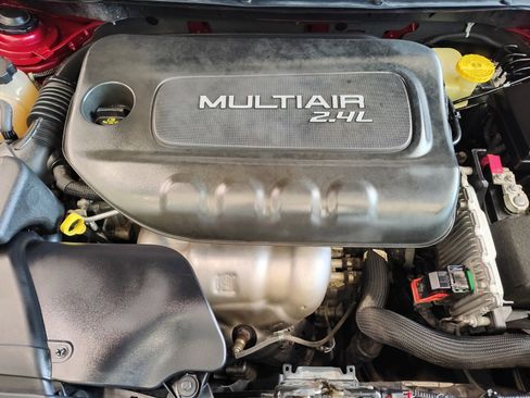 Used 2014 Jeep Cherokee Limited image 29