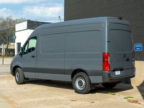 New 2026 Mercedes-Benz Sprinter 2500 image 7