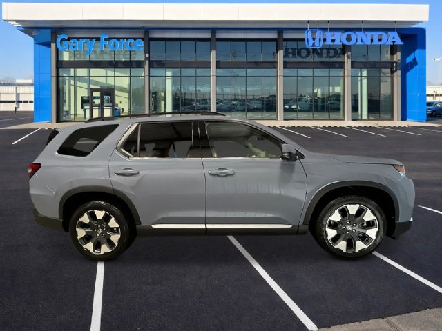 New 2026 Honda Pilot Touring image 8