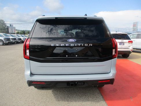 New 2027 Ford Expedition Active AWD/4WD image 20