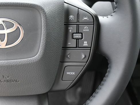 Certified 2026 Toyota Prius LE FWD image 18
