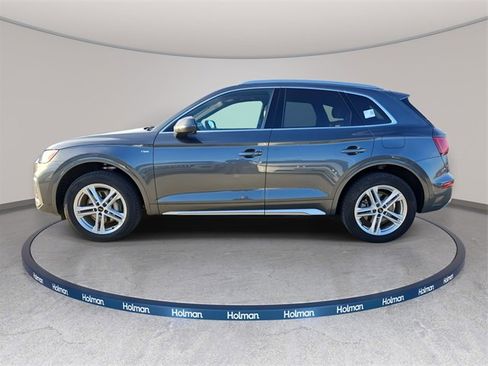 Used 2023 Audi Q5 e Premium Plus w/ Premium Plus Package image 9