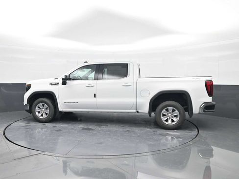 New 2026 GMC Sierra 1500 SLE w/ Preferred Package image 5