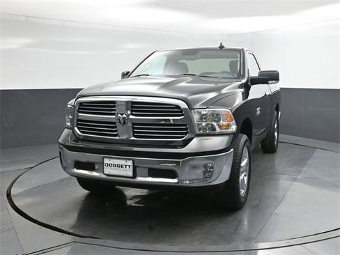 Used 2017 RAM 1500 Lone Star image 26