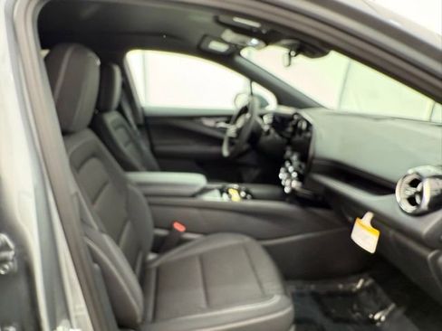 New 2025 Chevrolet Blazer EV LT image 16