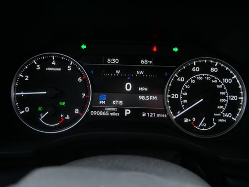 Used 2022 Mitsubishi Outlander SE AWD/4WD image 29