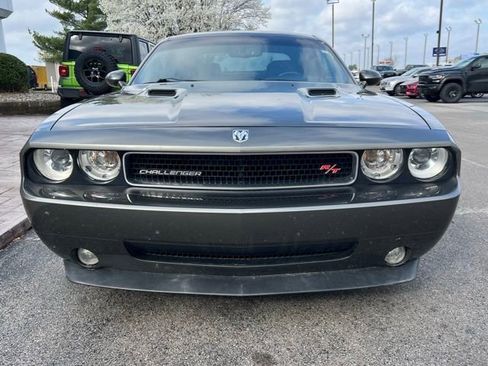 Used 2009 Dodge Challenger R/T image 3