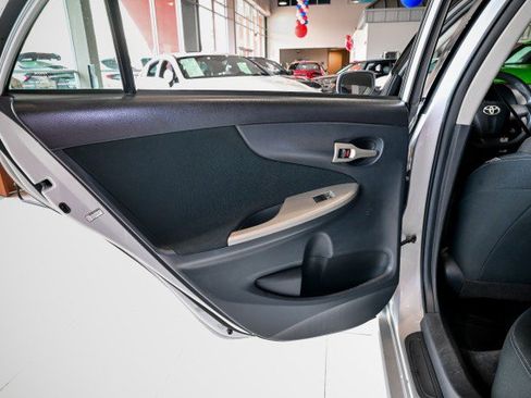 Used 2012 Toyota Corolla S FWD image 18