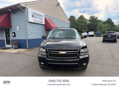 Used 2009 Chevrolet Suburban LT AWD/4WD image 2