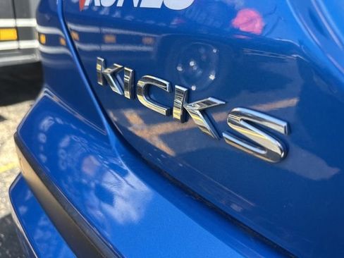Used 2024 Nissan Kicks S FWD image 13
