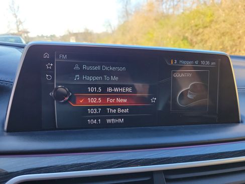 Used 2017 BMW 750i xDrive image 21