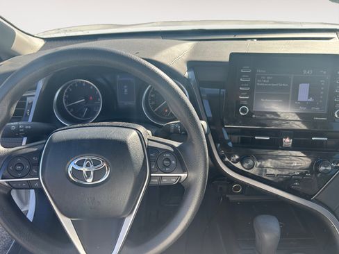 Used 2023 Toyota Camry LE w/ Convenience Package image 10