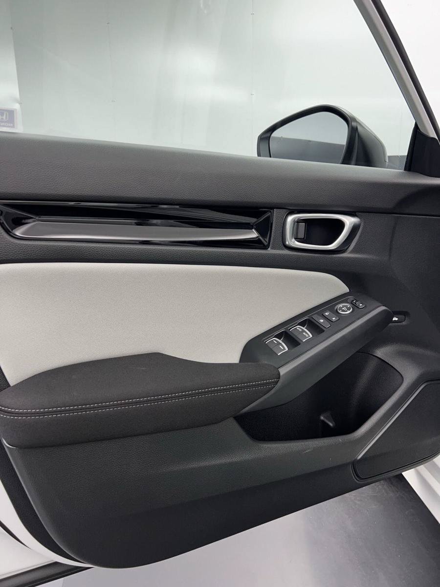New 2026 Honda Civic FWD Hybrid Sedan image 28