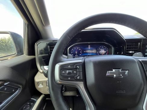 Used 2024 Chevrolet Silverado 1500 RST AWD/4WD image 11