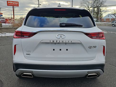 Used 2022 INFINITI QX50 Luxe w/ Cargo Package image 5