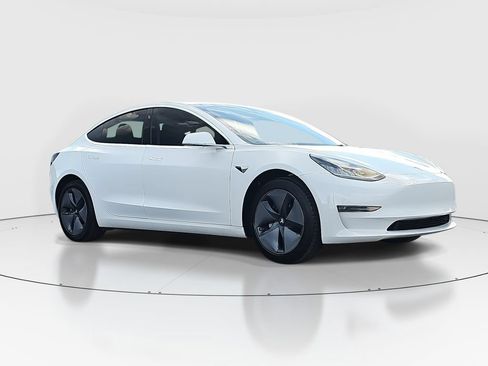 Used 2019 Tesla Model 3 Standard Range Plus RWD image 3