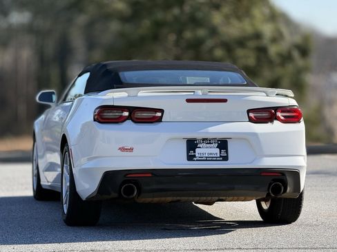 Used 2020 Chevrolet Camaro LT image 4