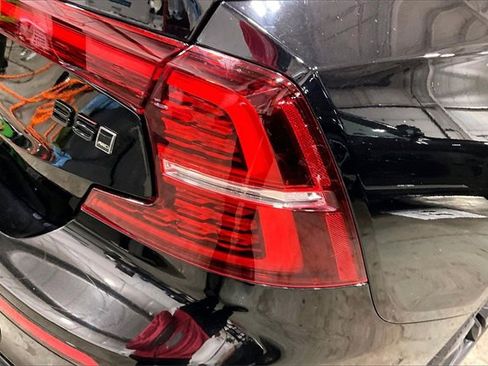 Certified 2023 Volvo S60 B5 Plus w/ Climate Package image 31