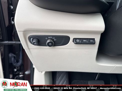 Used 2023 Buick Envision Avenir image 18