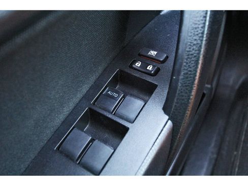 Used 2019 Toyota Corolla LE FWD image 20
