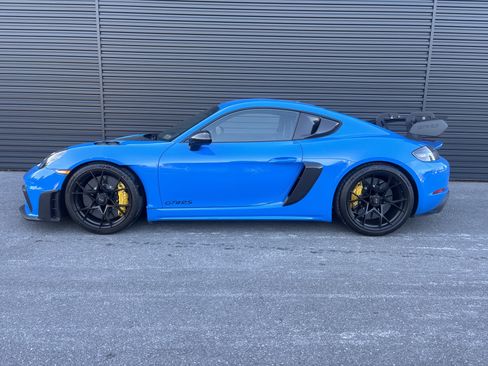 Certified 2024 Porsche 718 Cayman GT4 RS image 2